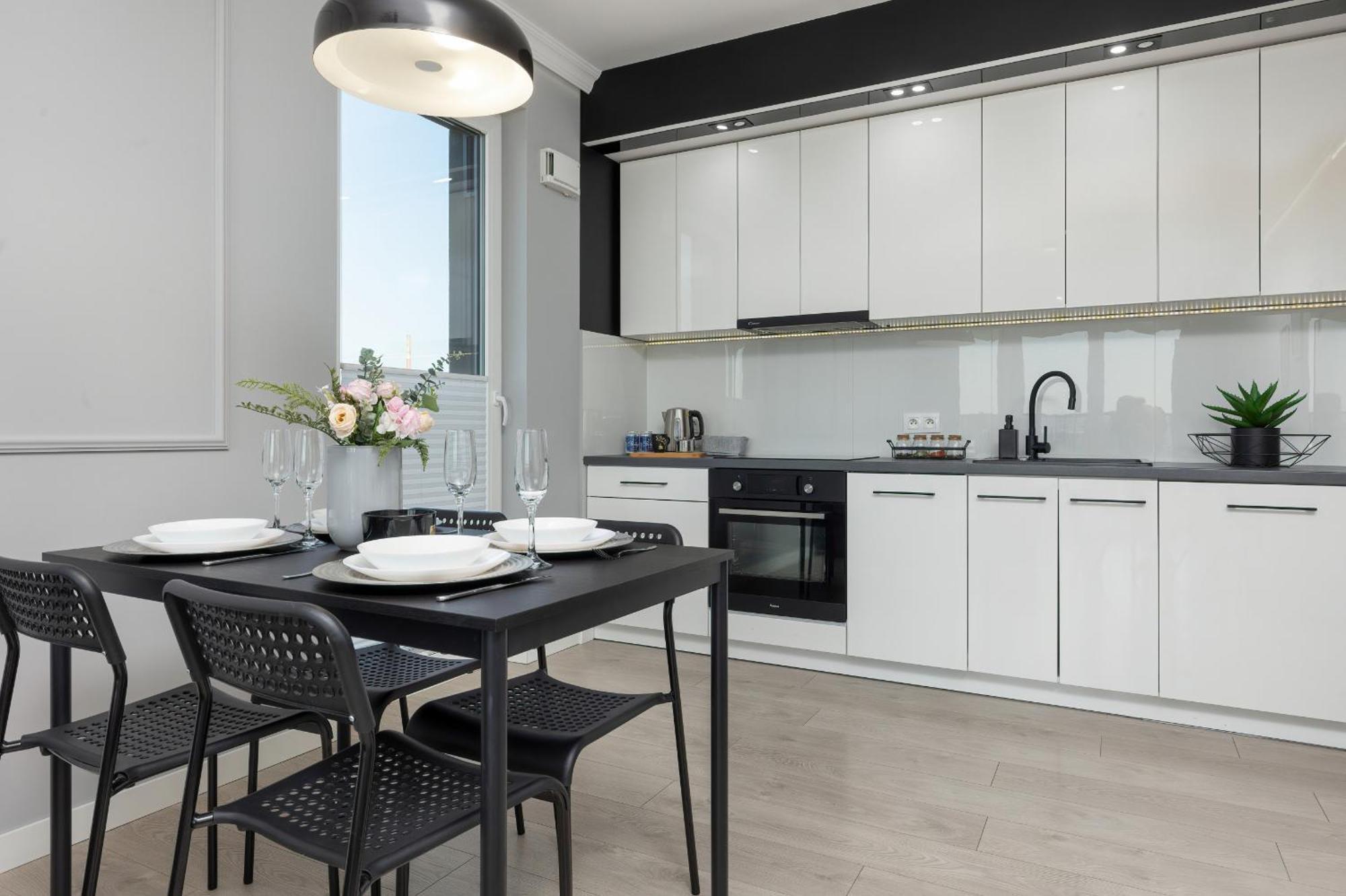 Podgorze Lipska Pet-friendly With Balcony And Parking By Renters Prestige Appartement Krakau